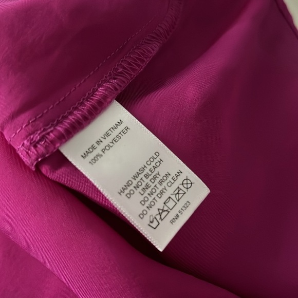 1.State magenta blouse size small - Picture 5 of 5